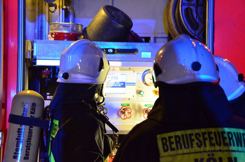 Feuer 4 Koeln Immendorf Giesdorfer Allee P058.JPG